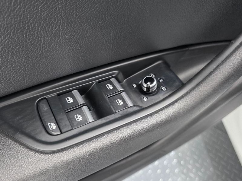 2016 Audi A4 45 TFSI photo 20