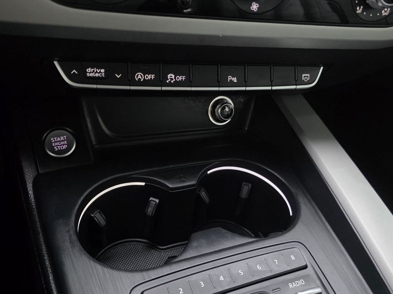 2016 Audi A4 45 TFSI photo 21