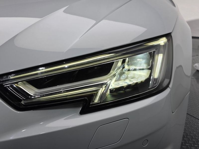 2016 Audi A4 45 TFSI photo 23
