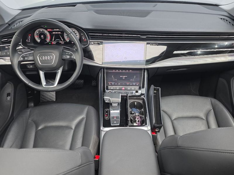 2021 Audi Q7 45 TDI Quattro photo 7