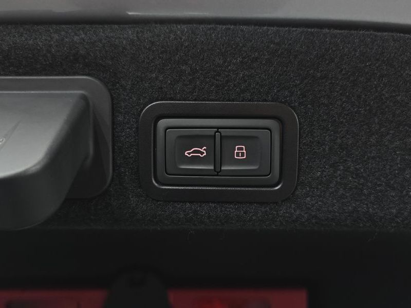 2018 Audi A6 35 TDI Premium C7 photo 20