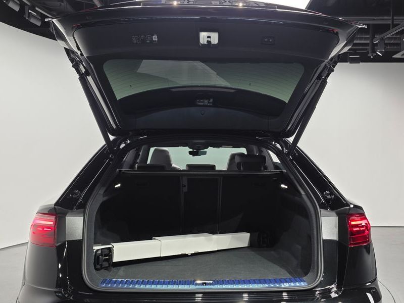 2026 Audi Q8 55 TFSI Quattro Premium photo 20