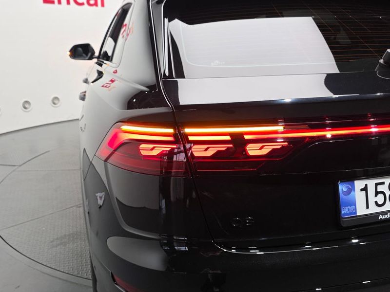 2026 Audi Q8 55 TFSI Quattro Premium photo 23
