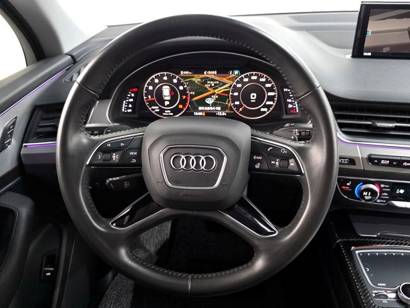 2019 Audi Q7 45 TFSI Quattro photo 13