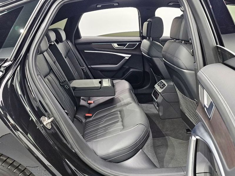 2025 Audi A6 45 TFSI Quattro Premium photo 11