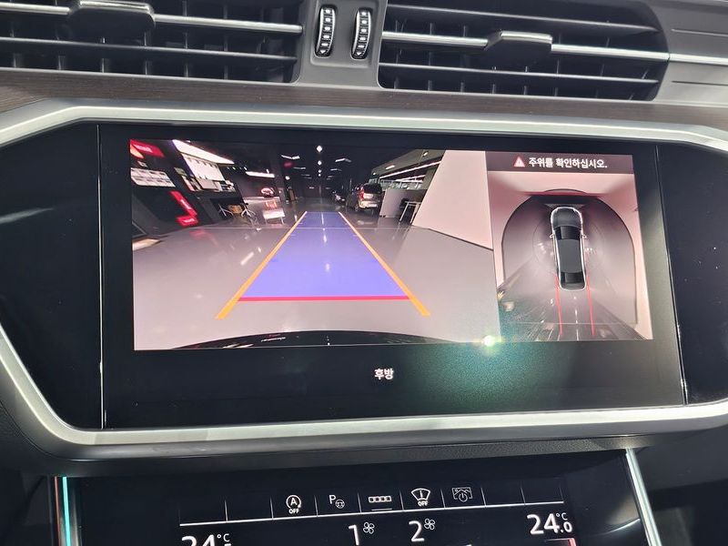 2025 Audi A6 45 TFSI Quattro Premium photo 18