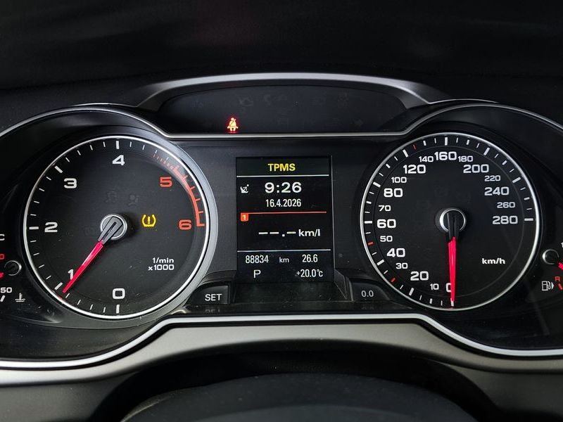 2013 Audi A4 2.0 TDI Quattro B8 photo 8