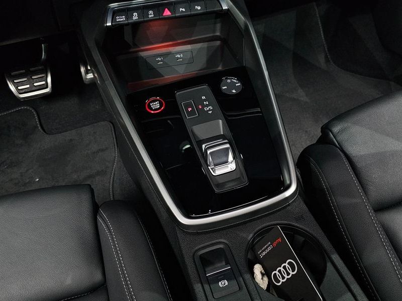 2023 Audi S3 2.0 TFSI Quattro photo 9