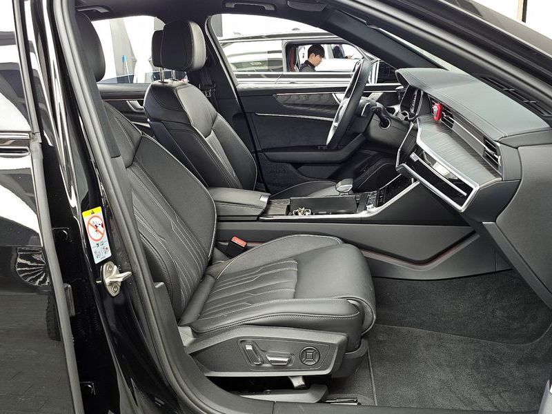 2022 Audi A6 45 TFSI Premium photo 12