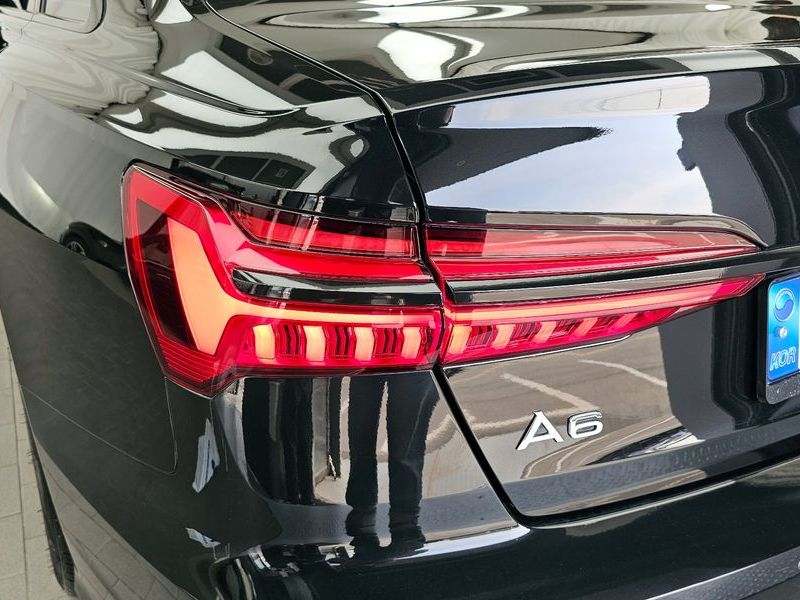 2022 Audi A6 45 TFSI Premium photo 23