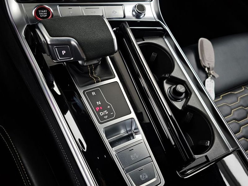 2024 Audi RS6 4.0 TFSI Quattro Avant Performance photo 9