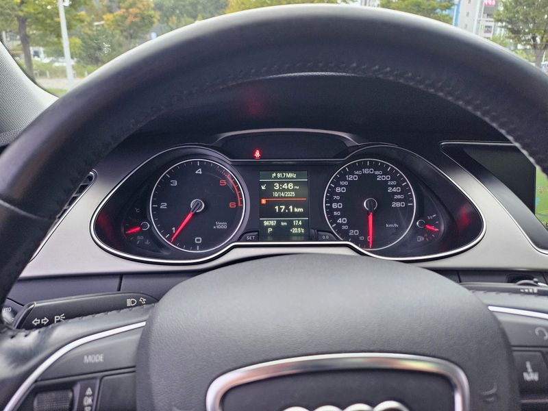 2015 Audi A4 30 TDI B8 photo 17