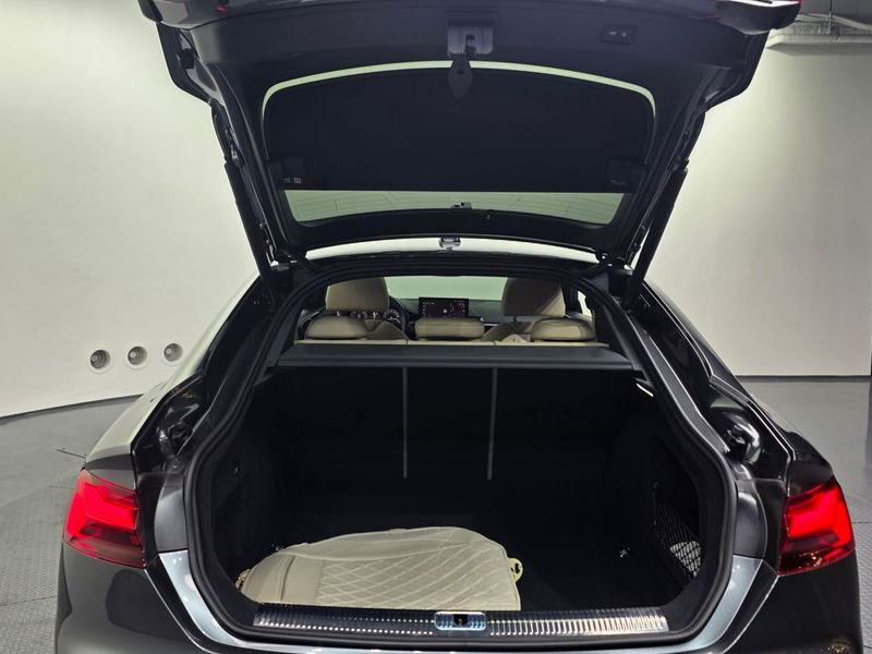 2021 Audi A5 40 TDI Quattro Premium Sportback photo 20