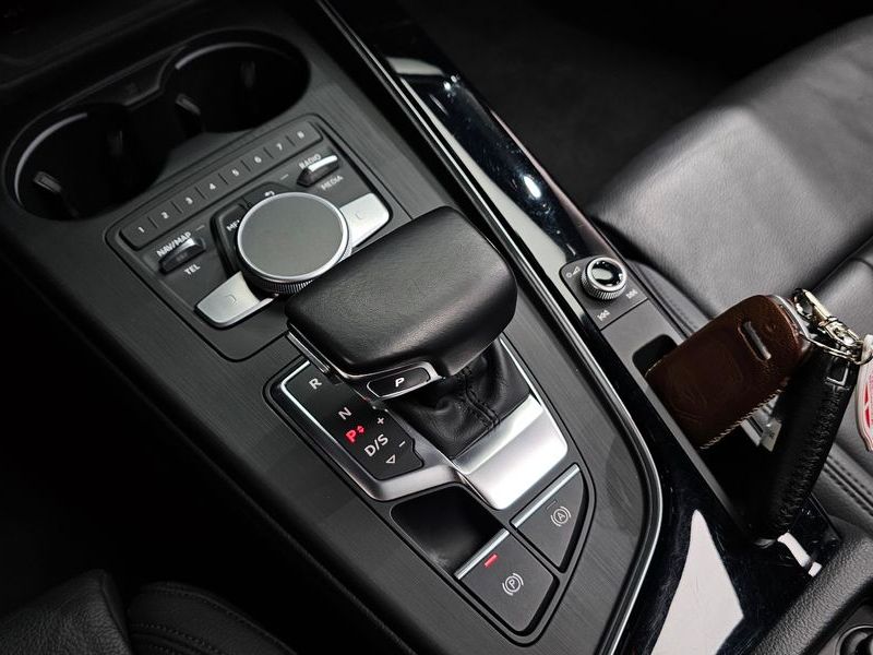 2019 Audi A5 45 TFSI Quattro Premium Sportback photo 9