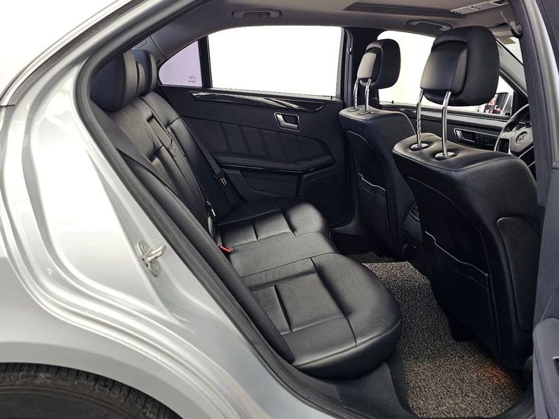 2012 Mercedes-Benz E-Class E220 CDI Avantgarde photo 12