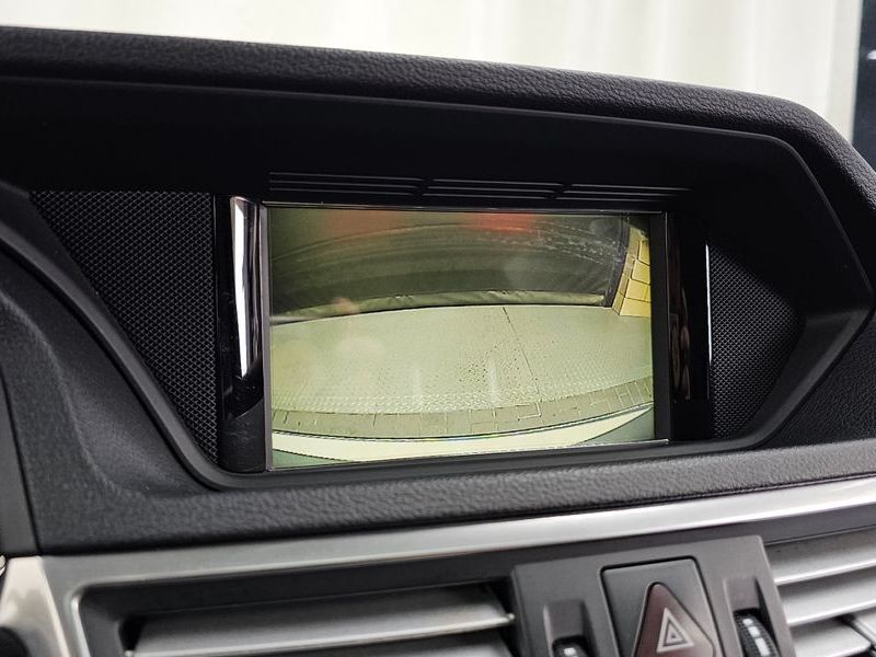 2012 Mercedes-Benz E-Class E220 CDI Avantgarde photo 15