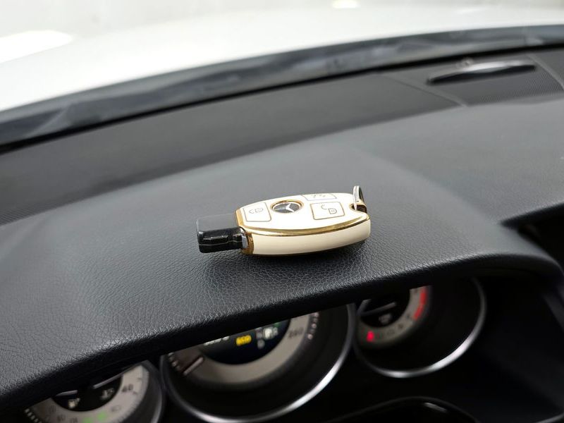 2014 Mercedes-Benz E-Class E220 CDI Avantgarde photo 16