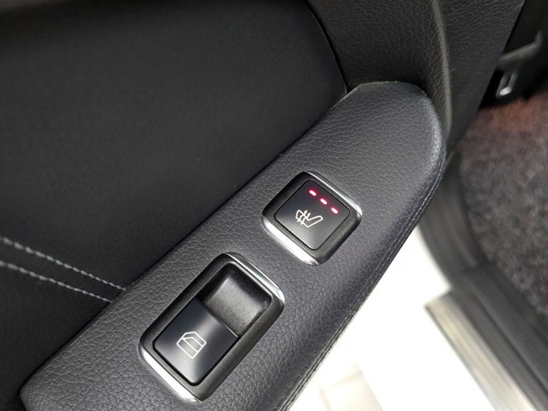 2014 Mercedes-Benz E-Class E220 CDI Avantgarde photo 19