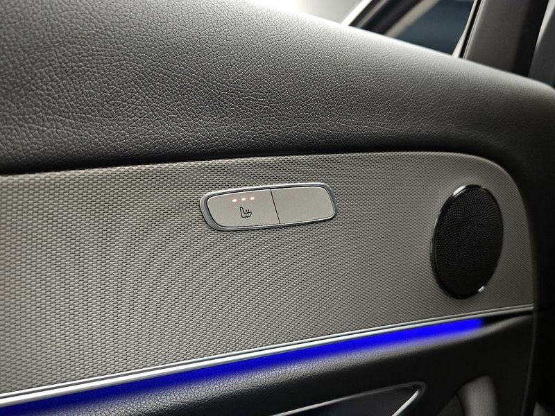 2017 Mercedes-Benz E-Class E200 Avantgarde photo 18