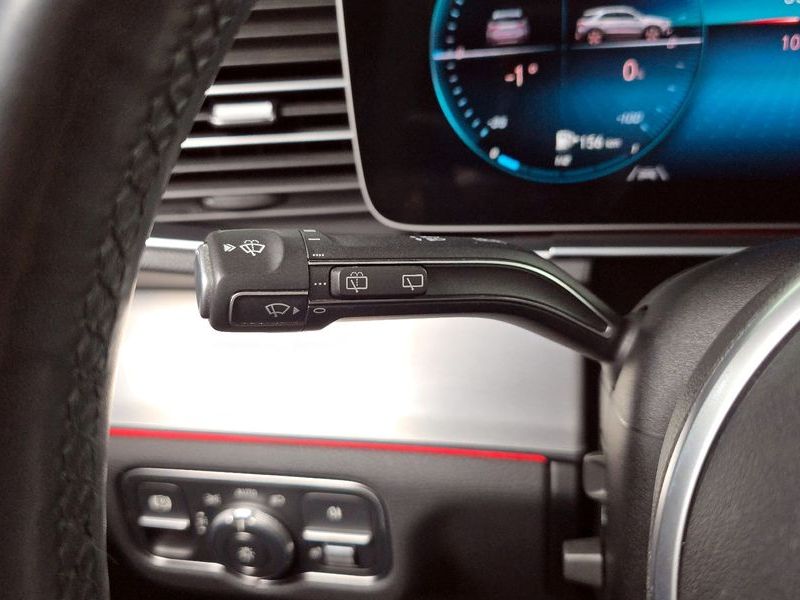 2020 Mercedes-Benz E-Class GLE300d 4MATIC photo 30