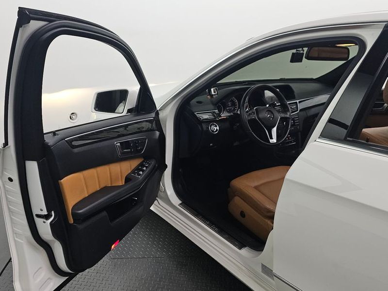 2013 Mercedes-Benz E-Class E220 CDI Avantgarde photo 10