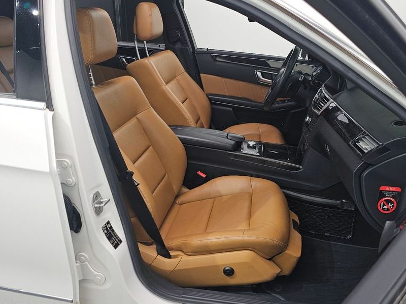 2013 Mercedes-Benz E-Class E220 CDI Avantgarde photo 11