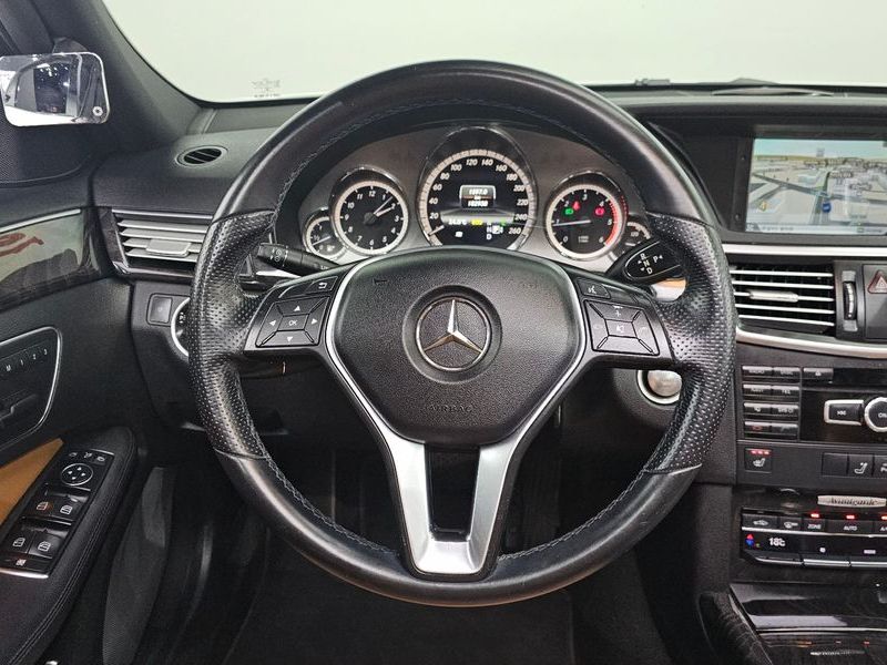 2013 Mercedes-Benz E-Class E220 CDI Avantgarde photo 13