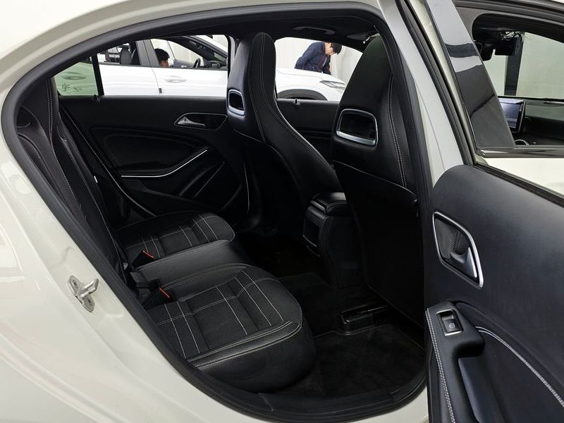 2014 Mercedes-Benz A-Class A200 CDI Night photo 12