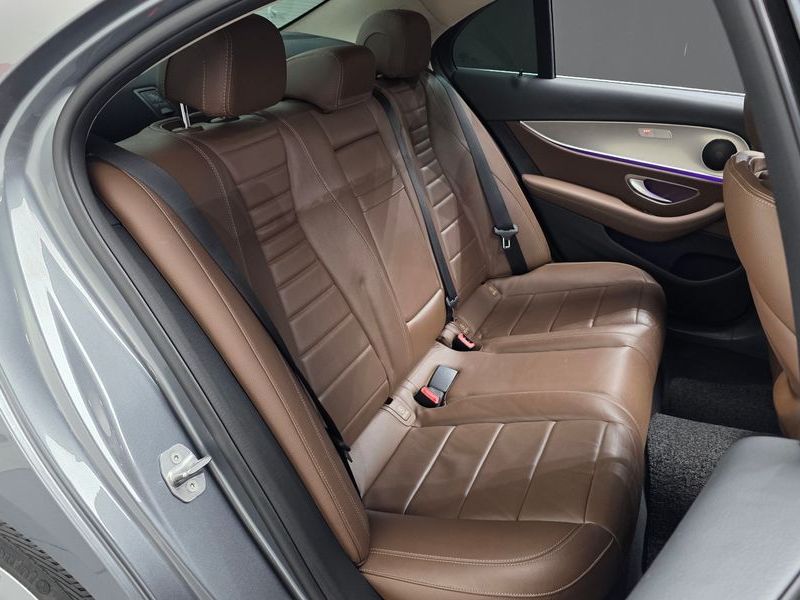 2017 Mercedes-Benz E-Class E200 Avantgarde photo 11