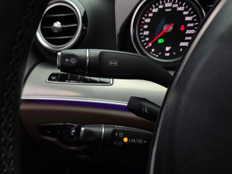 2017 Mercedes-Benz E-Class E200 Avantgarde photo 18