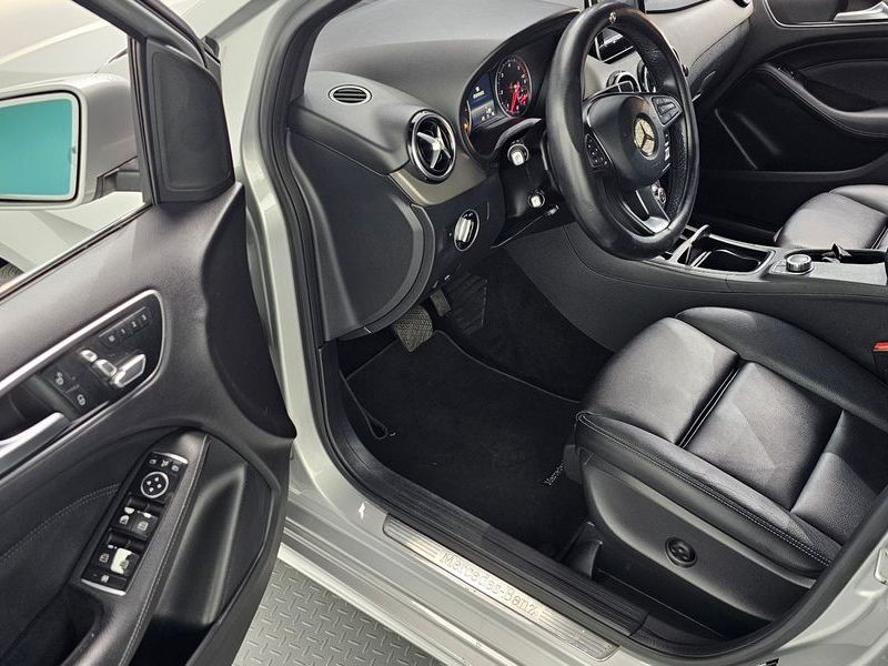 2016 Mercedes-Benz B-Class B200 d photo 10