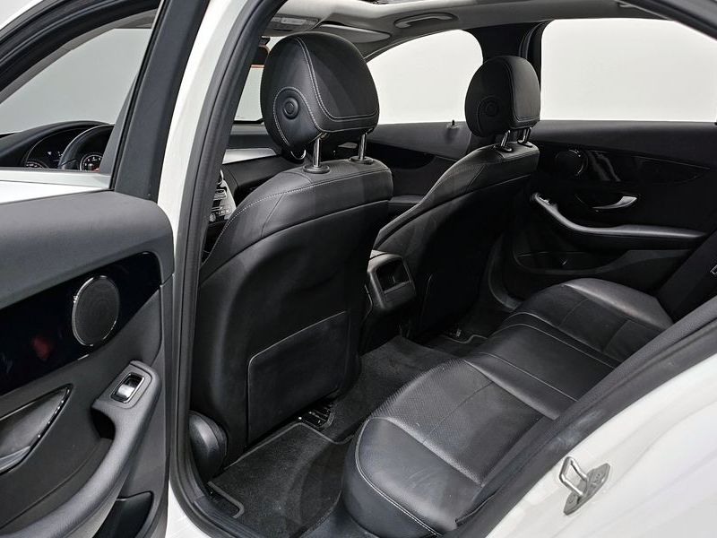 2018 Mercedes-Benz C-Class C200 photo 12
