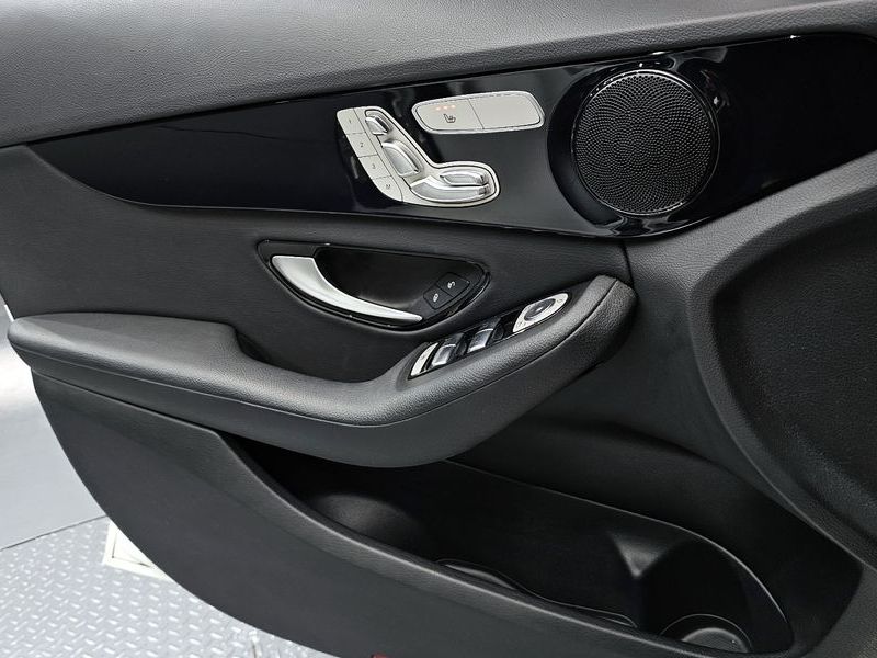 2018 Mercedes-Benz C-Class C200 photo 15