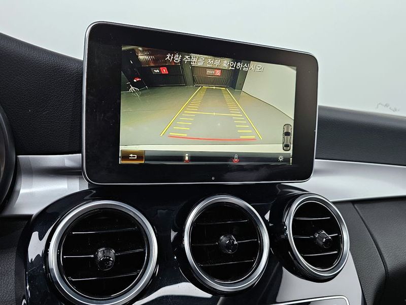 2018 Mercedes-Benz C-Class C200 photo 17