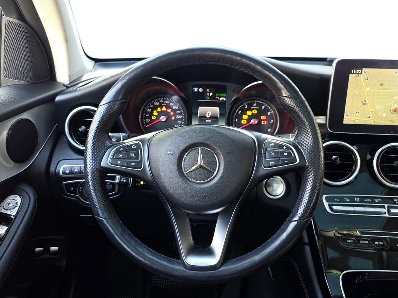 2019 Mercedes-Benz C-Class GLC350e 4MATIC Premium photo 11