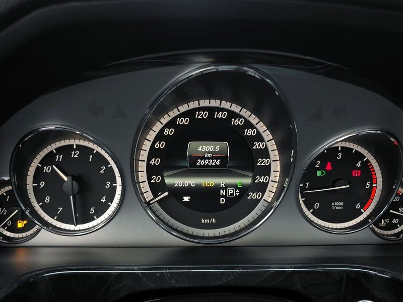 2013 Mercedes-Benz E-Class E250 CDI 4MATIC photo 8