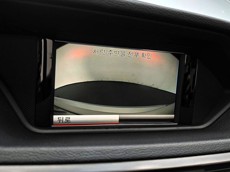 2013 Mercedes-Benz E-Class E250 CDI 4MATIC photo 15