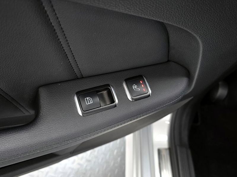 2013 Mercedes-Benz E-Class E250 CDI 4MATIC photo 16