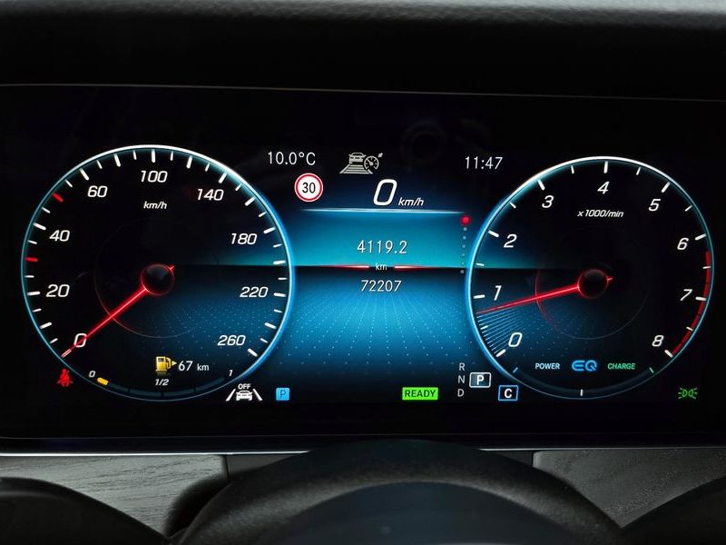 2022 Mercedes-Benz E-Class E350 4MATIC AMG Line photo 8