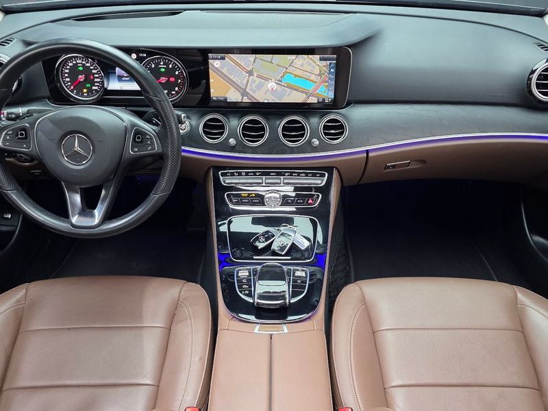 2017 Mercedes-Benz E-Class E300 AV Intelligent Drive photo 7