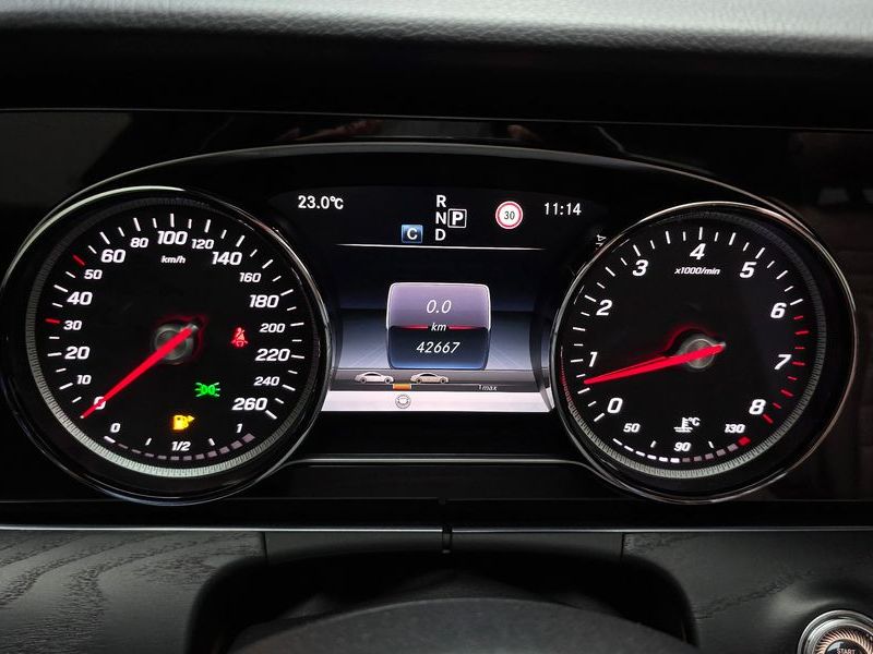 2017 Mercedes-Benz E-Class E300 AV Intelligent Drive photo 8