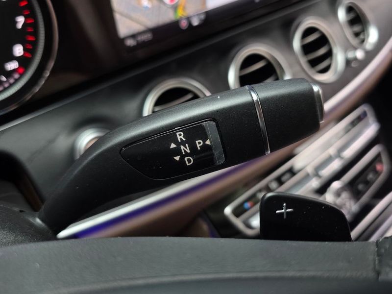 2017 Mercedes-Benz E-Class E300 AV Intelligent Drive photo 9