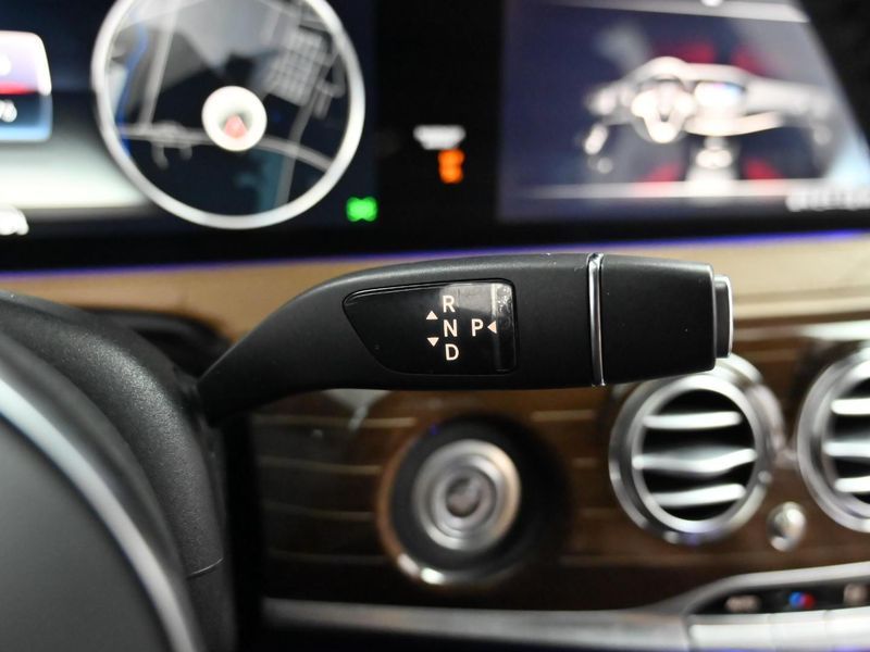 2019 Mercedes-Benz S-Class Maybach S560 4MATIC photo 9