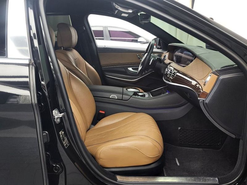2019 Mercedes-Benz S-Class Maybach S560 4MATIC photo 11