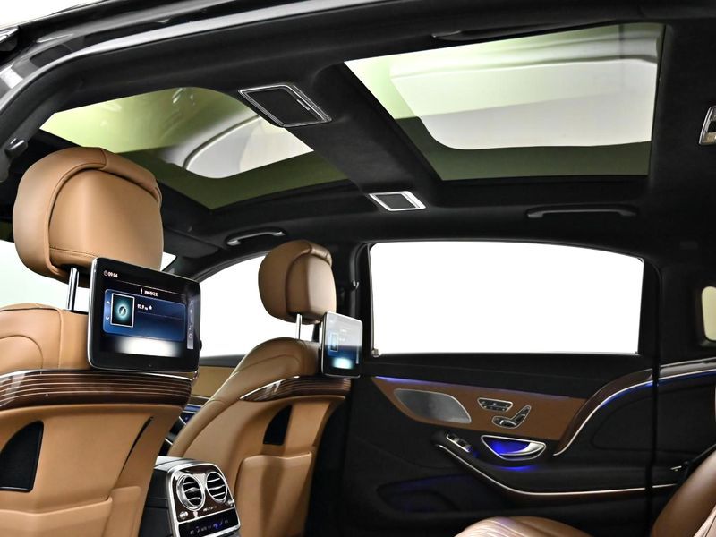 2019 Mercedes-Benz S-Class Maybach S560 4MATIC photo 15