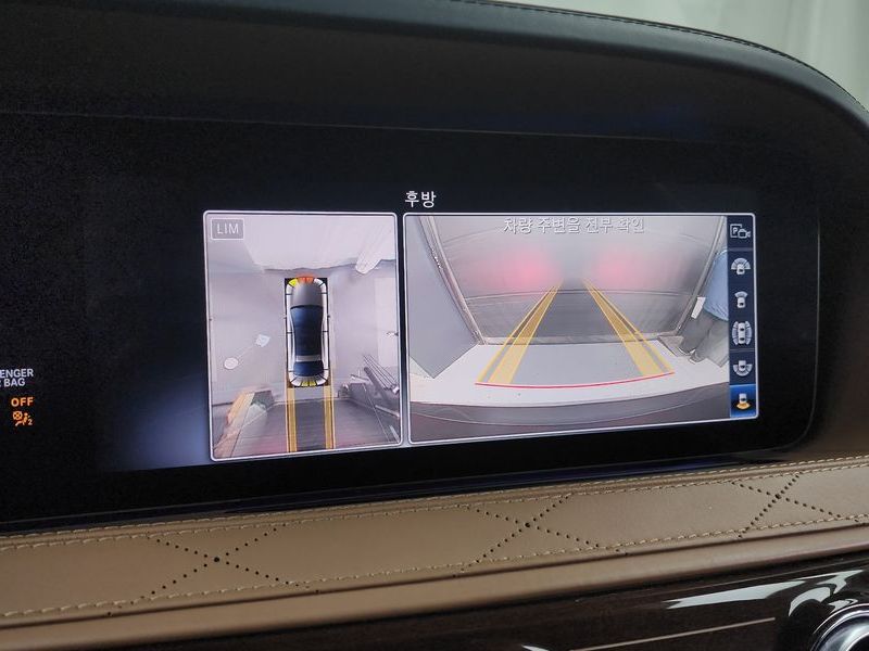 2019 Mercedes-Benz S-Class Maybach S560 4MATIC photo 17