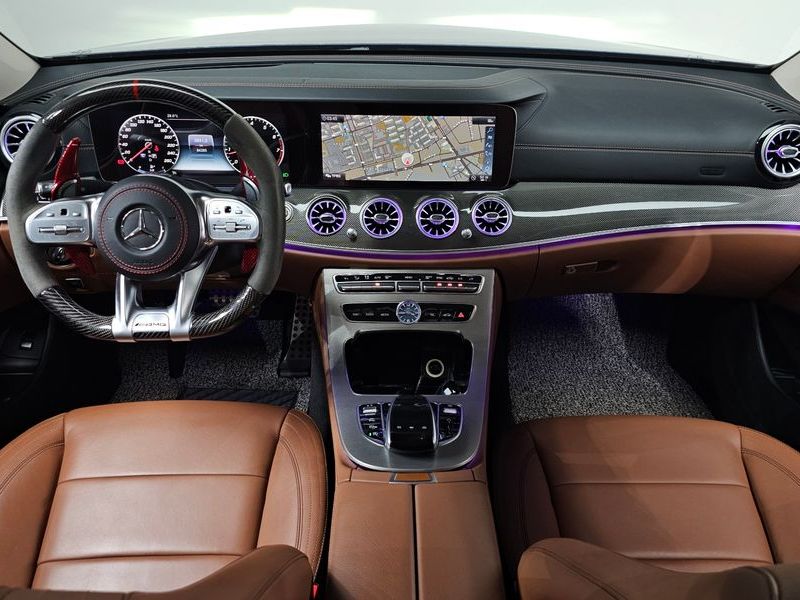 2018 Mercedes-Benz E-Class E300 4MATIC AMG Line photo 7