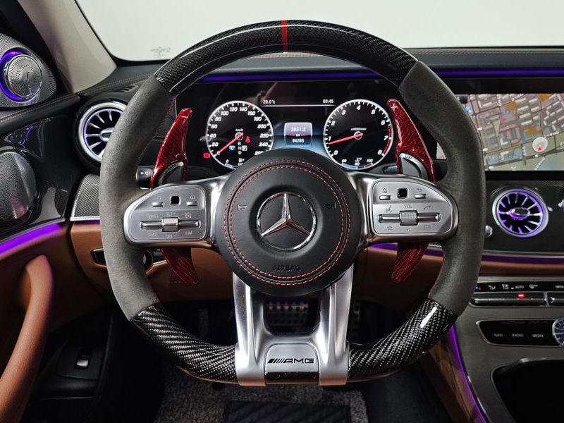 2018 Mercedes-Benz E-Class E300 4MATIC AMG Line photo 13