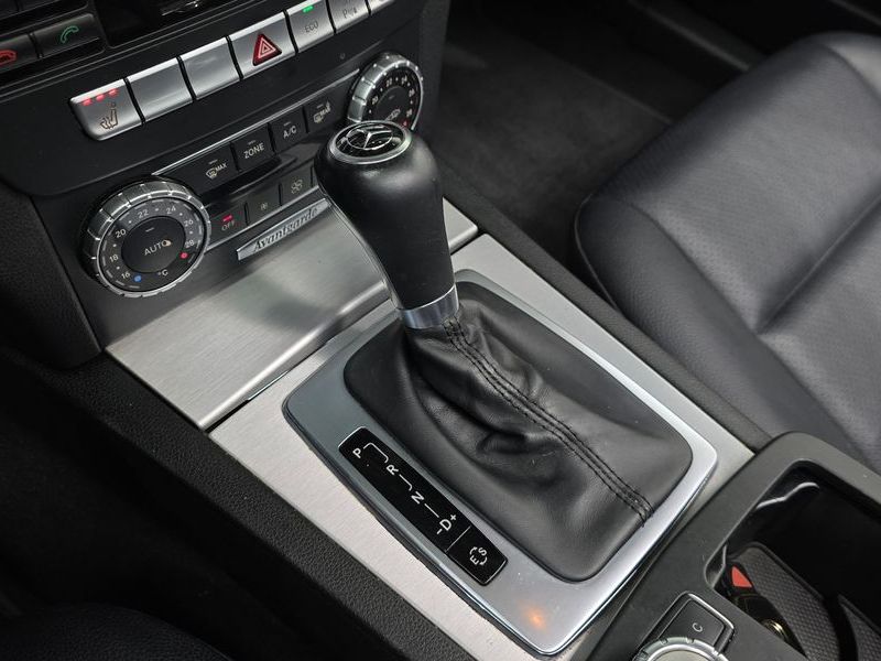 2013 Mercedes-Benz C-Class C220 CDI AVANTGARDE photo 9