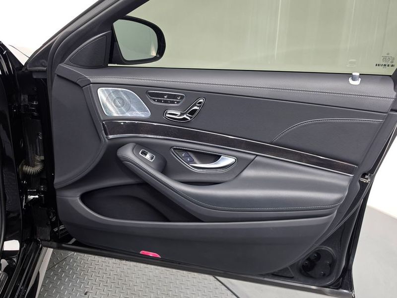2020 Mercedes-Benz S-Class S450L 4MATIC photo 25